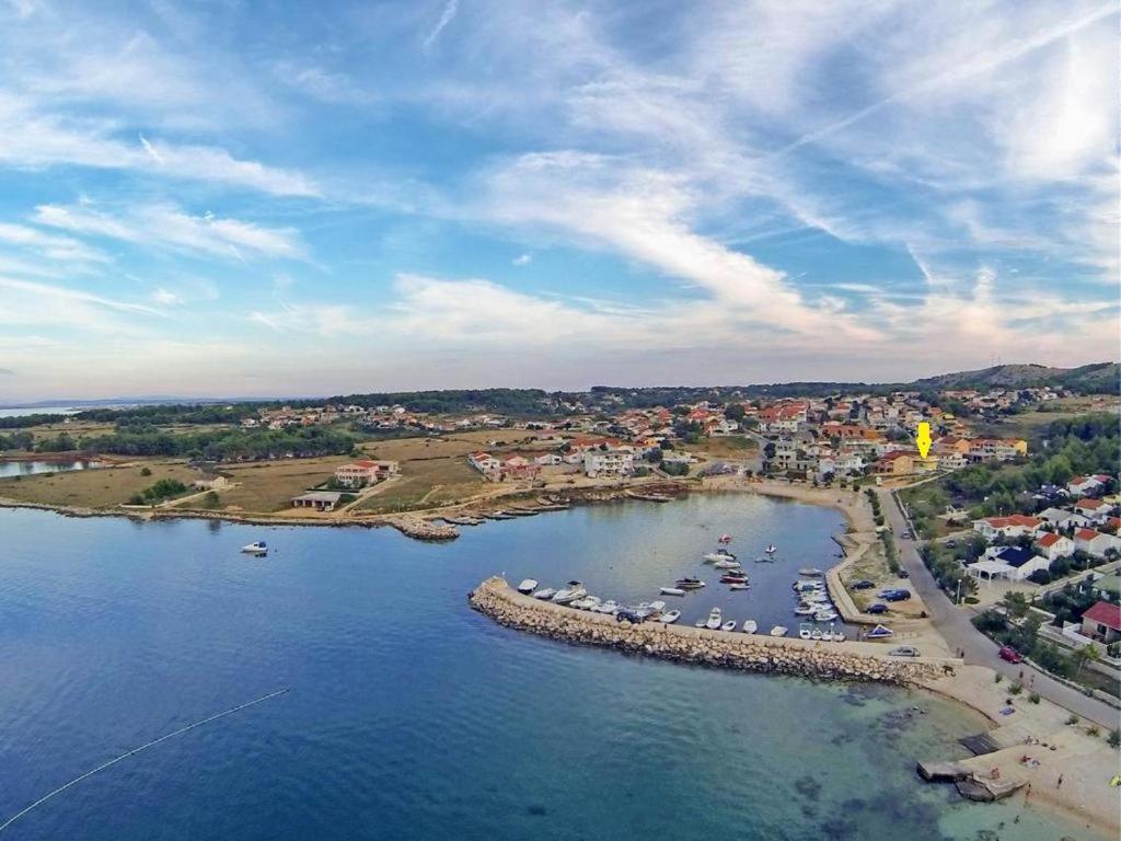 Appartamento Elia Vir Esterno foto