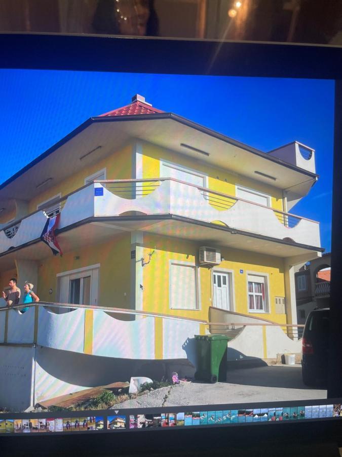 Appartamento Elia Vir Esterno foto
